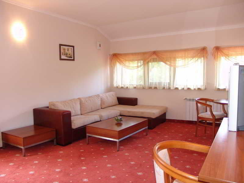Hotel Izvor Starozagorski Bani Zewnętrze zdjęcie