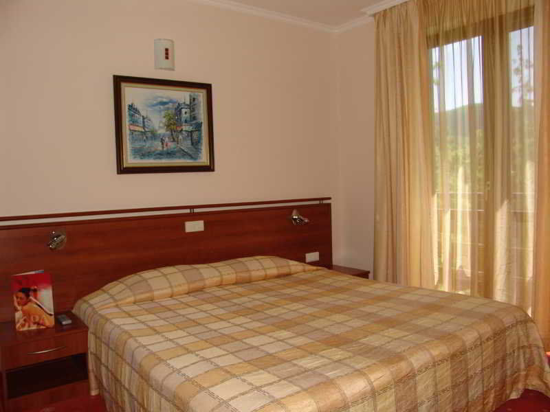 Hotel Izvor Starozagorski Bani Zewnętrze zdjęcie